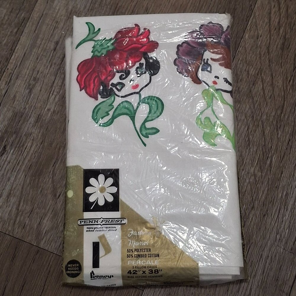 Vintage Fashion Manor Penn-Prest Pillowcases Set 42"x38" Floral Cartoon Faces